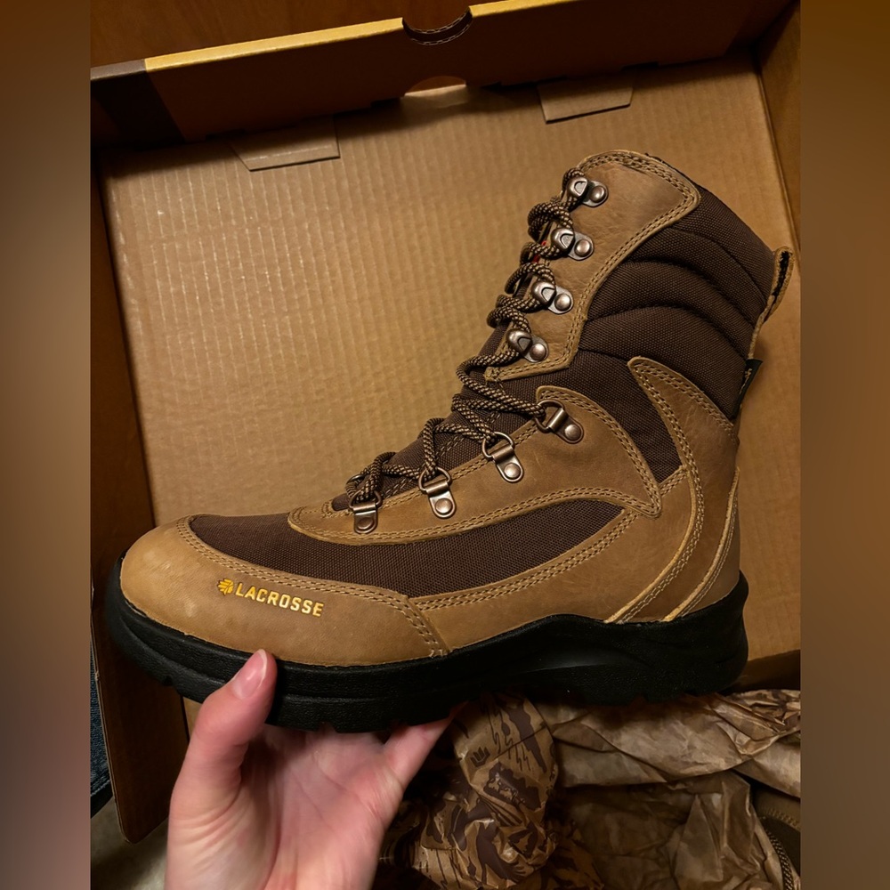 NIB women’s size 8 lacrosse Hiking/Hunting boots